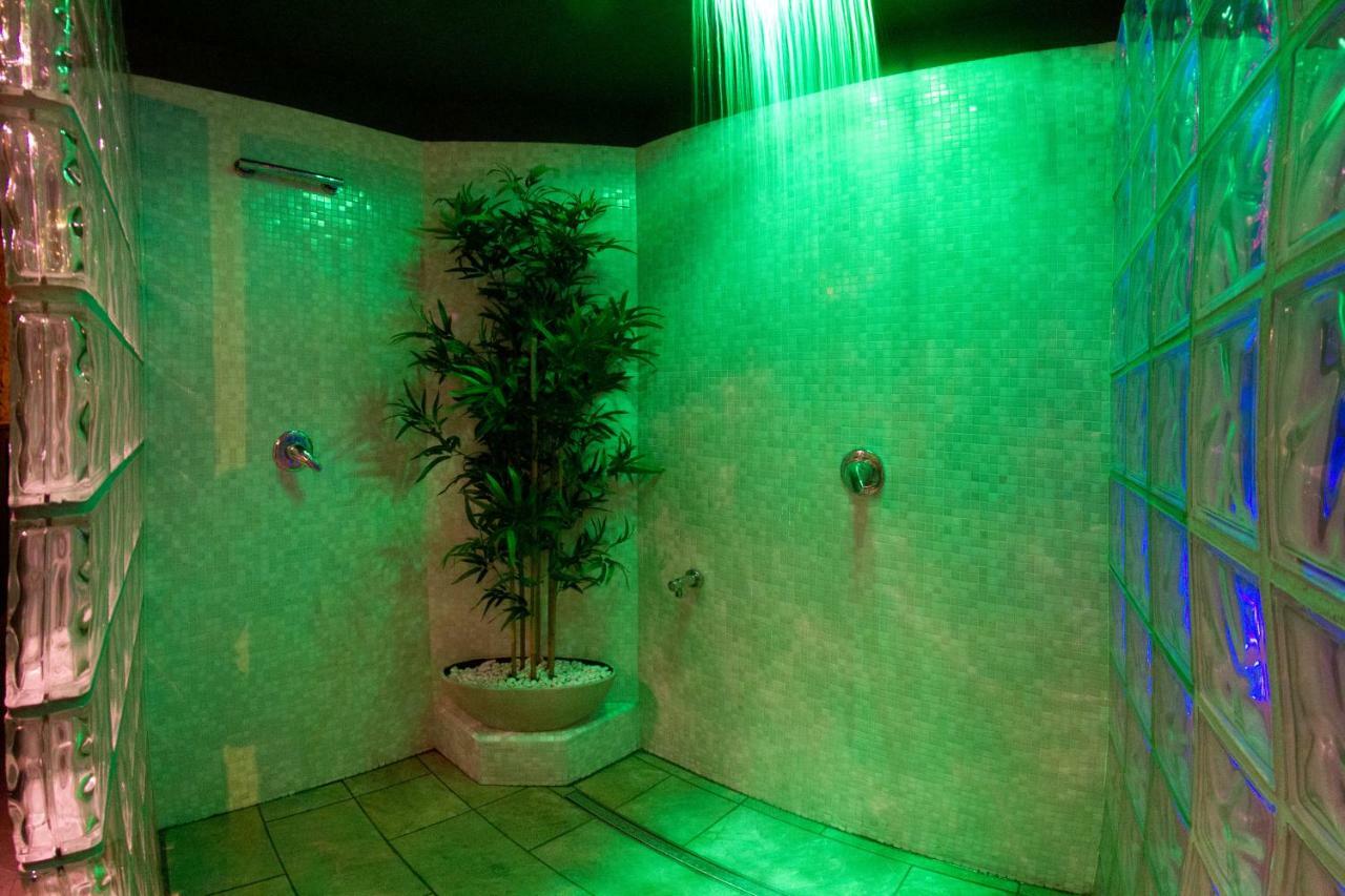 New Emotion Room Trieste Luaran gambar